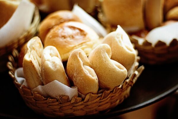 ABASTECEDOR Y PANADERÍA DOÑA TERE